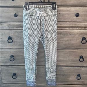 Sarah’s day white fox leggings!